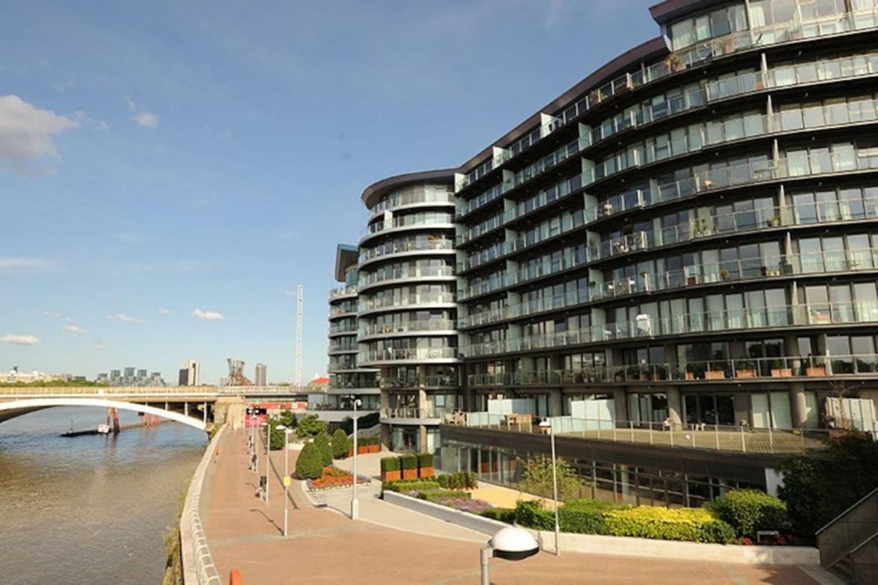 1 Bedroom In Chelsea Bridge Wharf Londres Exterior foto